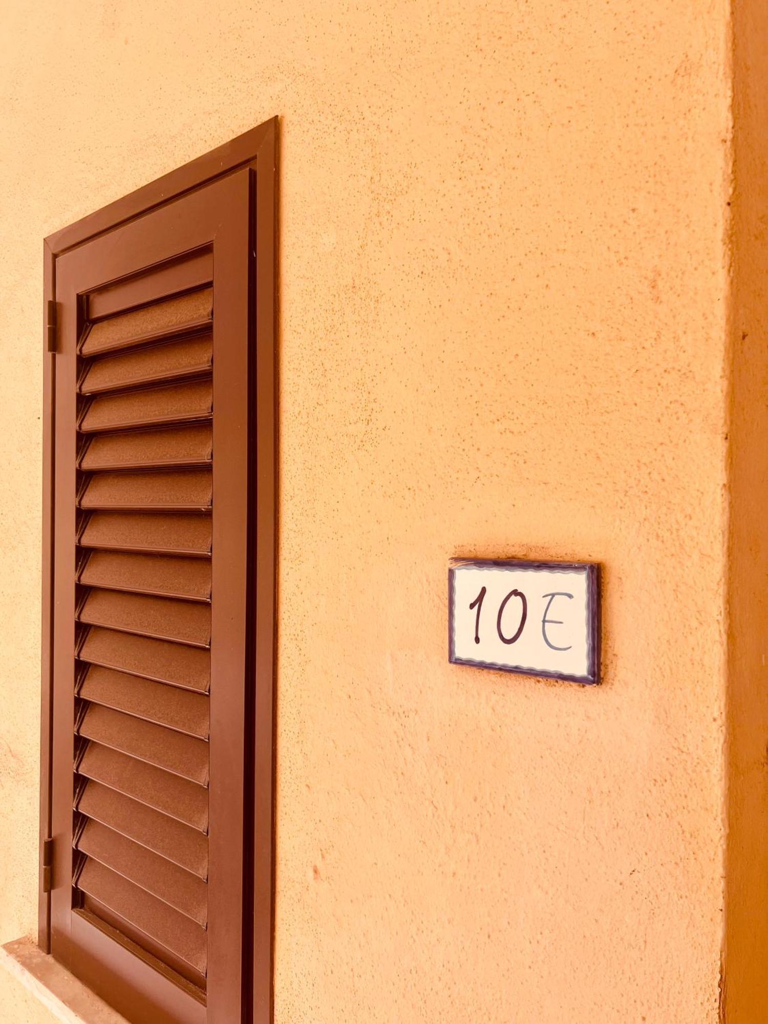 Residence Cala Chiesa La Maddalena  Exterior foto