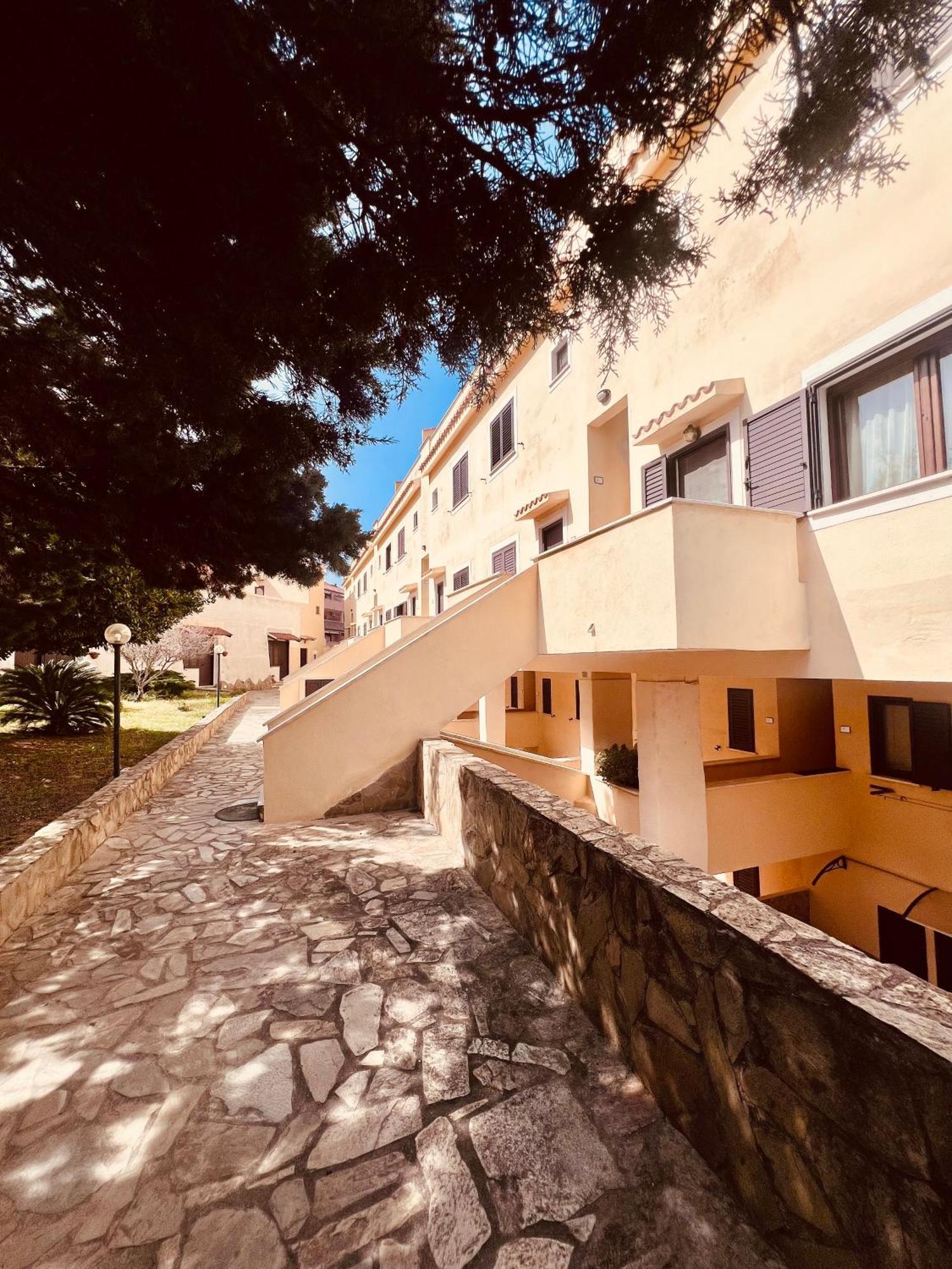 Residence Cala Chiesa La Maddalena  Exterior foto