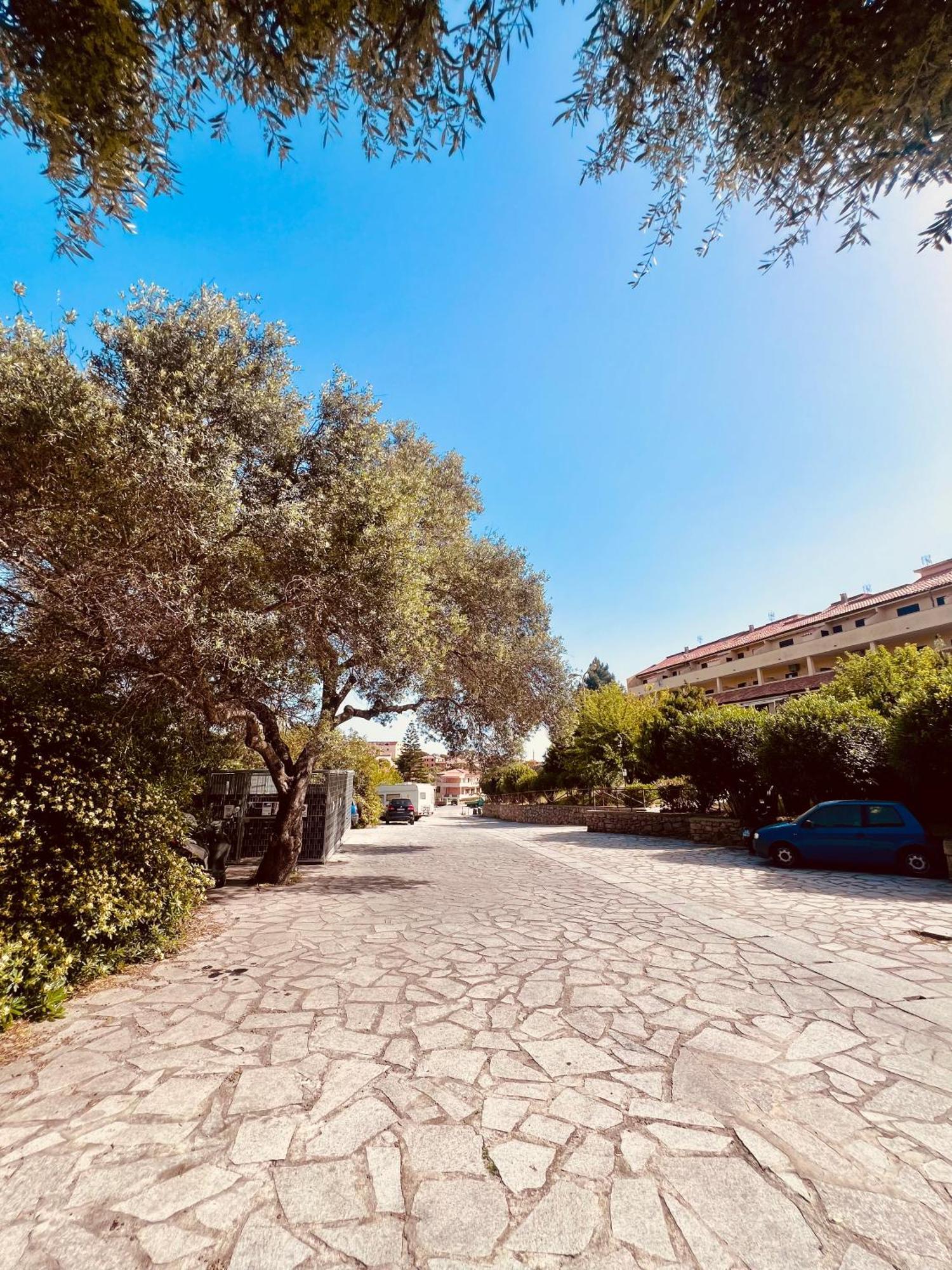 Residence Cala Chiesa La Maddalena  Exterior foto
